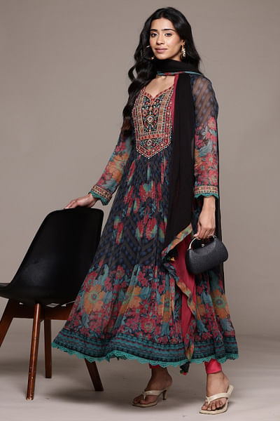 Black floral printed kurta set