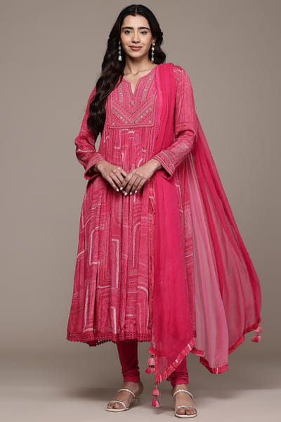 Ritu Kumar Pink textured pattern embroidered anarkali set RITUJUN26D347306