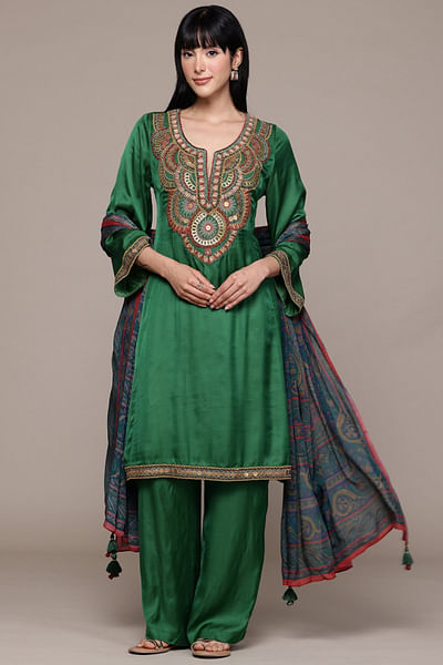 Green embroidered kurta set