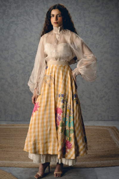 Paulmi & Harsh Ivory and yellow floral printed skirt set PAULAPR26D142612