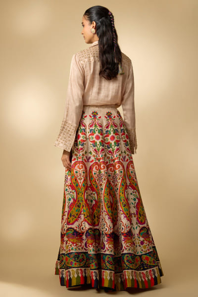 Shraddha Rambhia Beige paisley print skirt set SHRAMAY26D244865