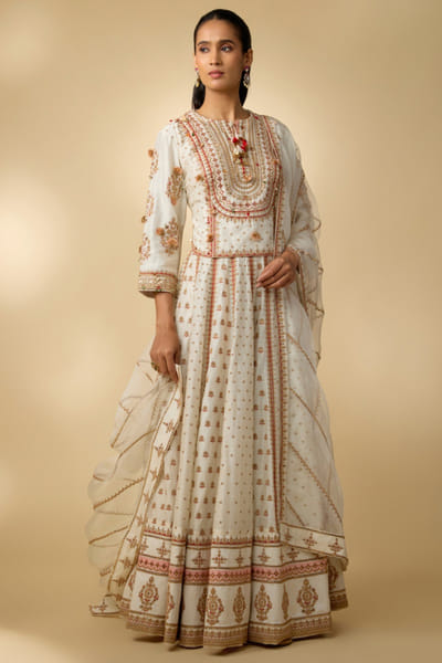 Shraddha Rambia Ivory hand embellished lehenga set SHRAMAY26D144589