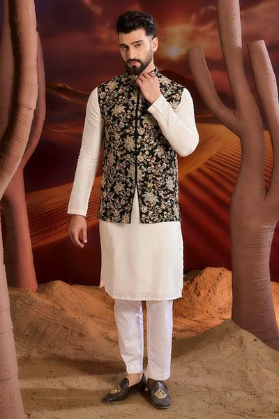 Black floral zari embroidered Nehru jacket