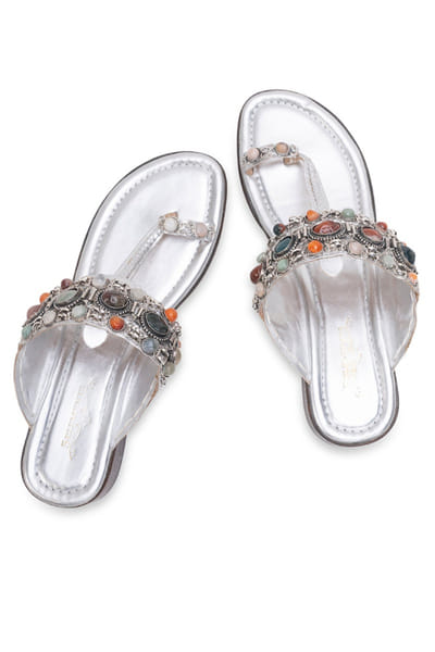 5 Elements by Radhika Gupta Silver stone embellished kolhapuri heels 5ELEJUN26D147451