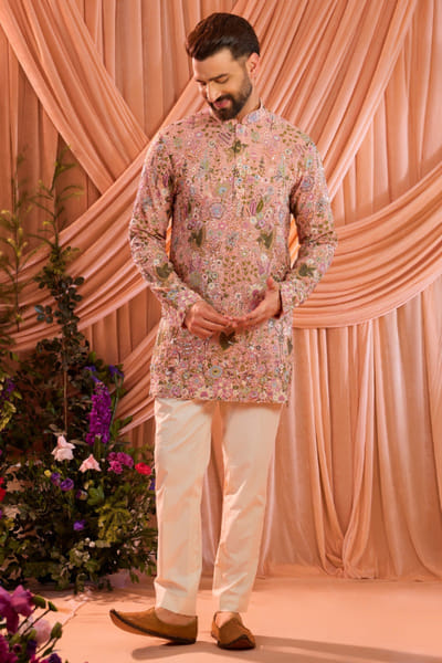 Pink thread embroidered kurta