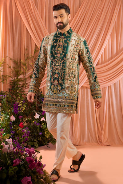 Green embroidered crepe silk short kurta