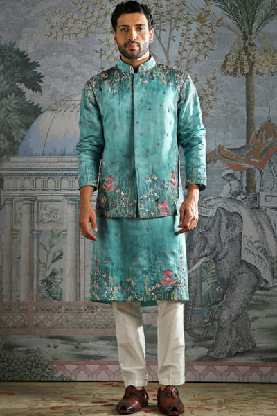 Aqua embroidered kurta bundi set