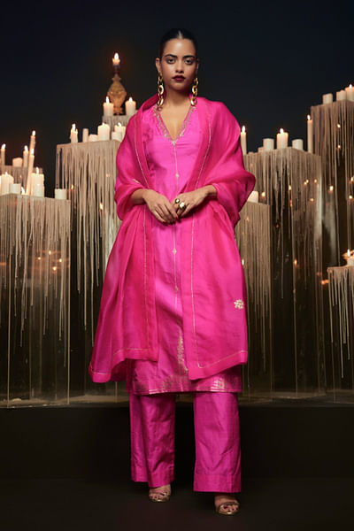 Rani baroque kadhwa banarasi kurta set
