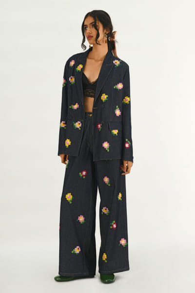 Blue floral embroidered double-breasted jacket