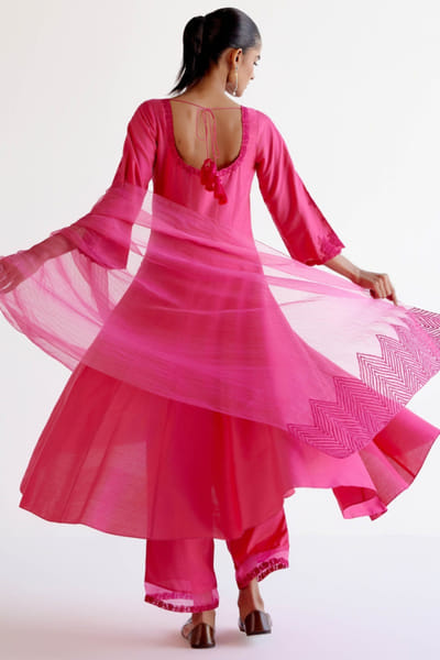 Devnaagri Fuchsia pink embroidered anarkali set DEVAPR25D123429