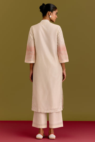 Devnaagri Ivory and pink dori embroidered kurta set DEVNJUN26D246657