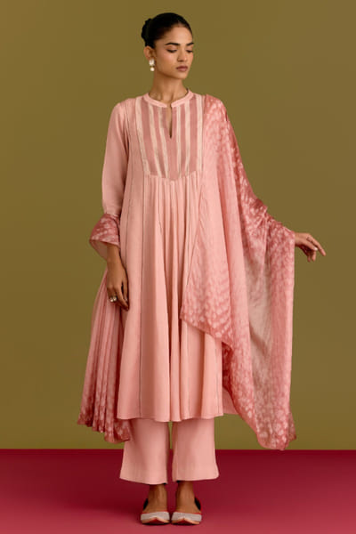Devnaagri Blush pink tie dye cotton silk kurta set DEVNJUN26D146067