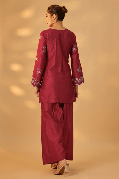 The Aarya Maroon thread embroidered handwoven kurta set THEAJUL26D150195