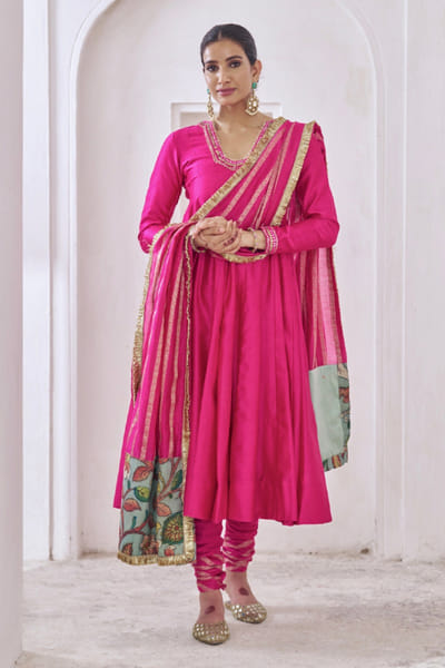 AAMRA BY LAVANYA Pink embroidered kalamkari anarkali set AAMRJUL26D148758