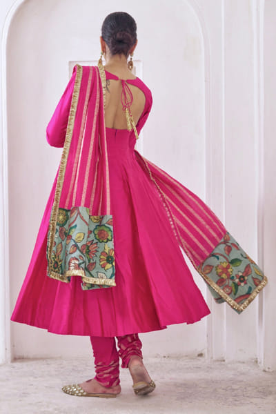 AAMRA BY LAVANYA Pink embroidered kalamkari anarkali set AAMRJUL26D148758