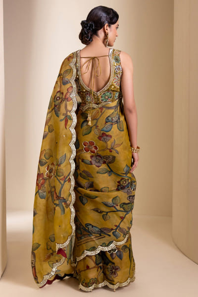 AAMRA BY LAVANYA Ochre yellow embroidered kalamkari sari set AAMRJUN26D147275