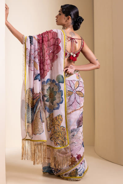 AAMRA BY LAVANYA Rose ivory embroidered kalamkari sari set AAMRJUN26D147277