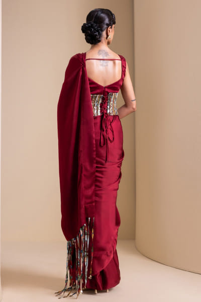 AAMRA BY LAVANYA Maroon embroidered kalamkari drape sari set AAMRJUN26D147266