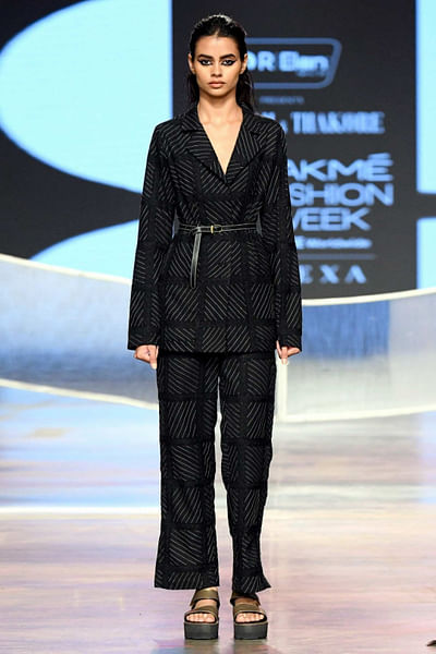 Black patchwork suit set