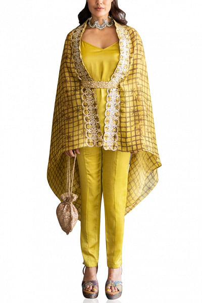 Mustard kalamkari cape set