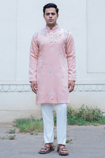 Powder pink thread-bead embroidered kurta set