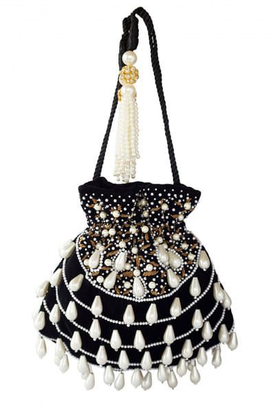 Black velvet potli bag