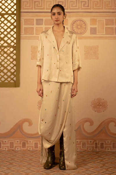 Anuradha Deb Off-white printed hand embroidered skirt set ANURJUL26D149971