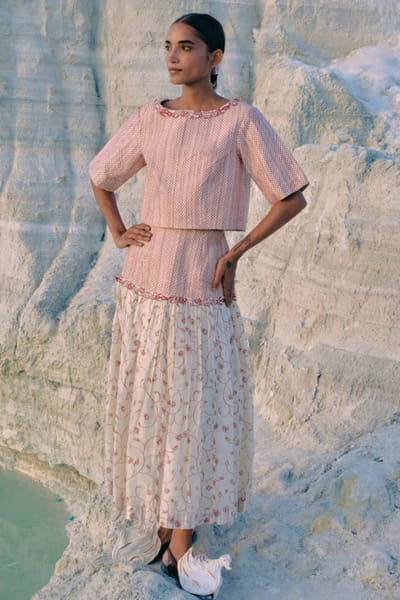 Ivory screen printed and quilted crop top