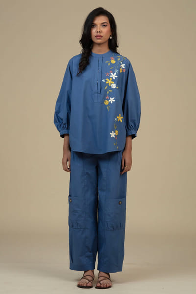 Blue embroidered cotton shirt