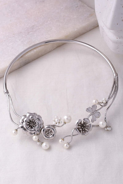 Silver plated floral choker