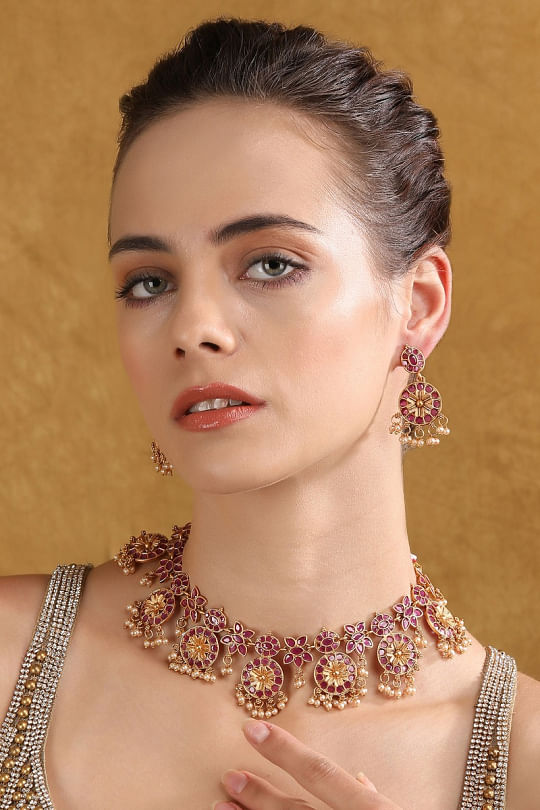 Auraa Trends