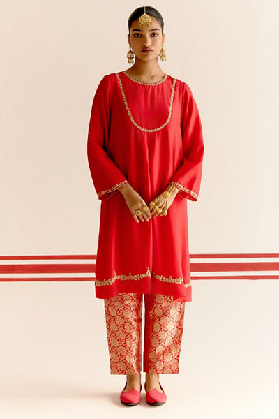 Red zardozi embroidered kurta set