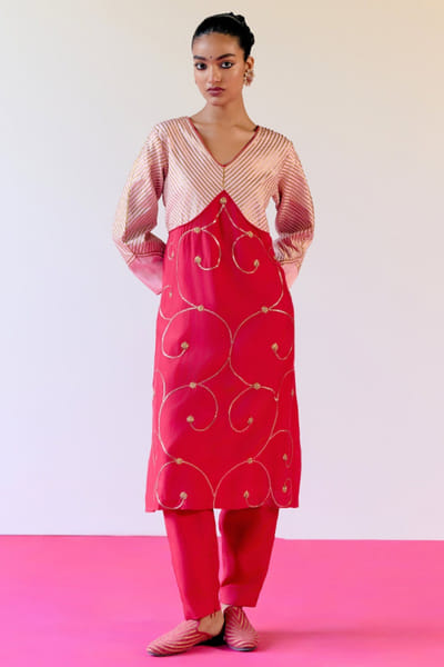 Pink and red gota ribbon appliqued tunic set