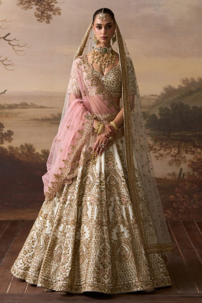 Angad Singh Ivory embroidered lehenga set ANGAJUL26D150514