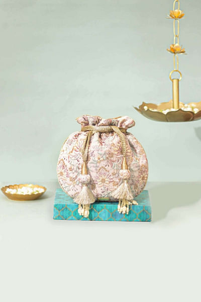 Mauve embroidered and tasselled potli bag