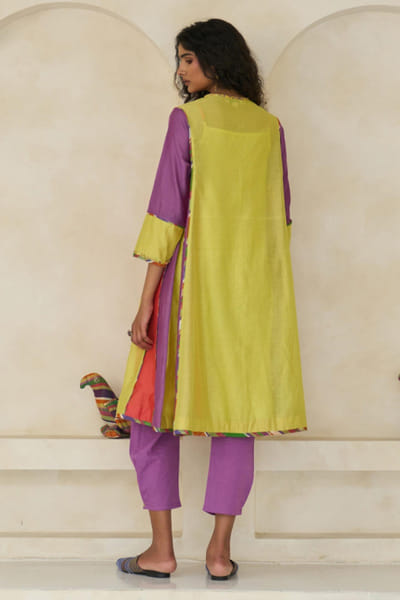 Swatti Kapoor Multicolour embroidered chanderi kurta SWAMAR26D241153