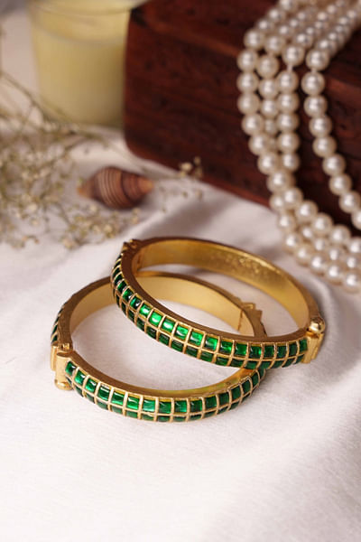 Green kundan embellished bangle