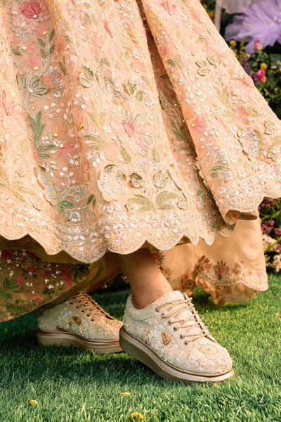 Anaar Beige embellished floral sneakers ANAAJUN26D146879