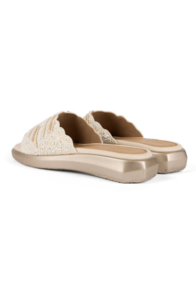 Anaar Beige embellished open-toe sandals ANAAJUN26D146891