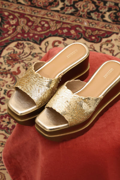 Anaar Gold sequin embellished wedges ANAAJUN26D146895