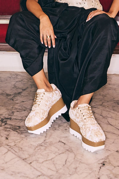 Off-white pearl embellished wedge sneakers
