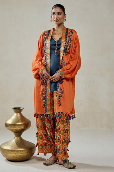 Nitika Gujral Orange patola silk cape kurta set NITIJUN26D146346