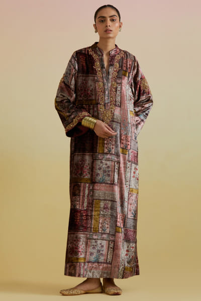 Multicolour velvet embroidered long kurta