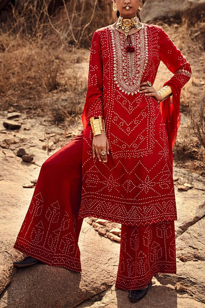 Red bandhani kurta set