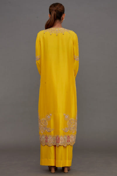 Anamika Khanna Yellow embroidered long kurta set ANMAPR26D143072
