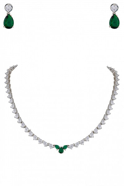 Green drop accented necklace set
