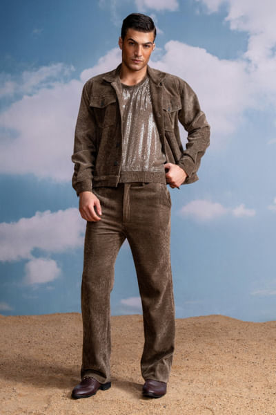 Brown sequinned vest