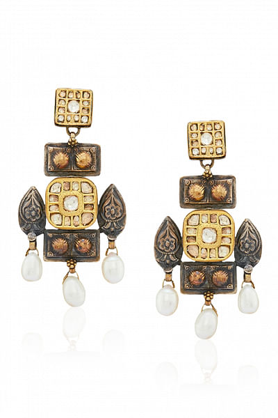 Pearl glory earrings
