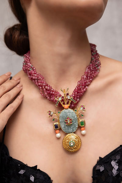 Multicolour beaded necklace