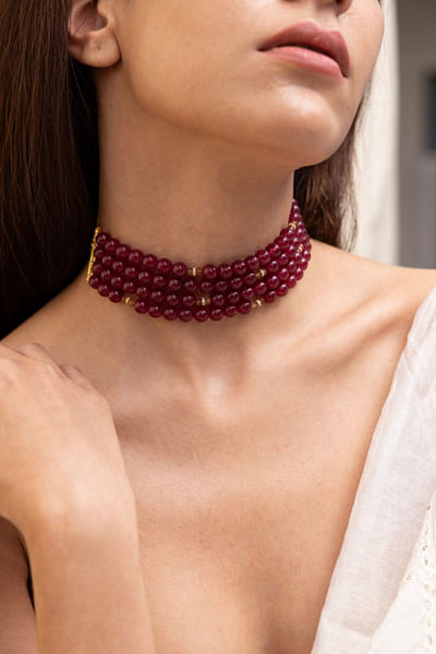 Maroon beaded choker